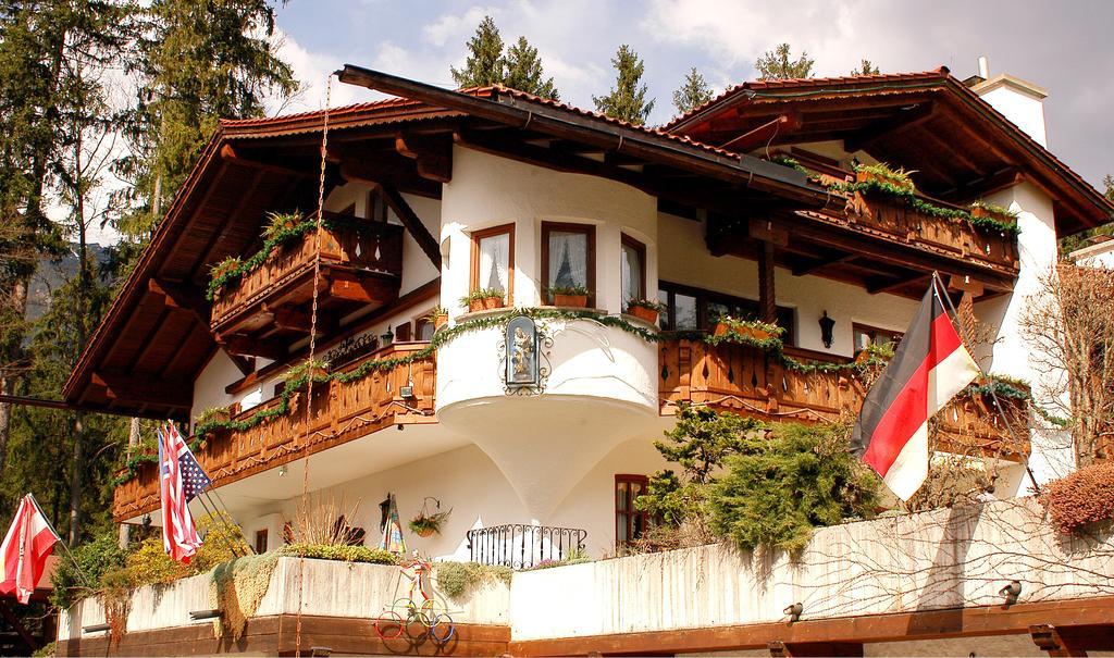 Alpenchalet Zum Jeremia Grainau Exterior photo